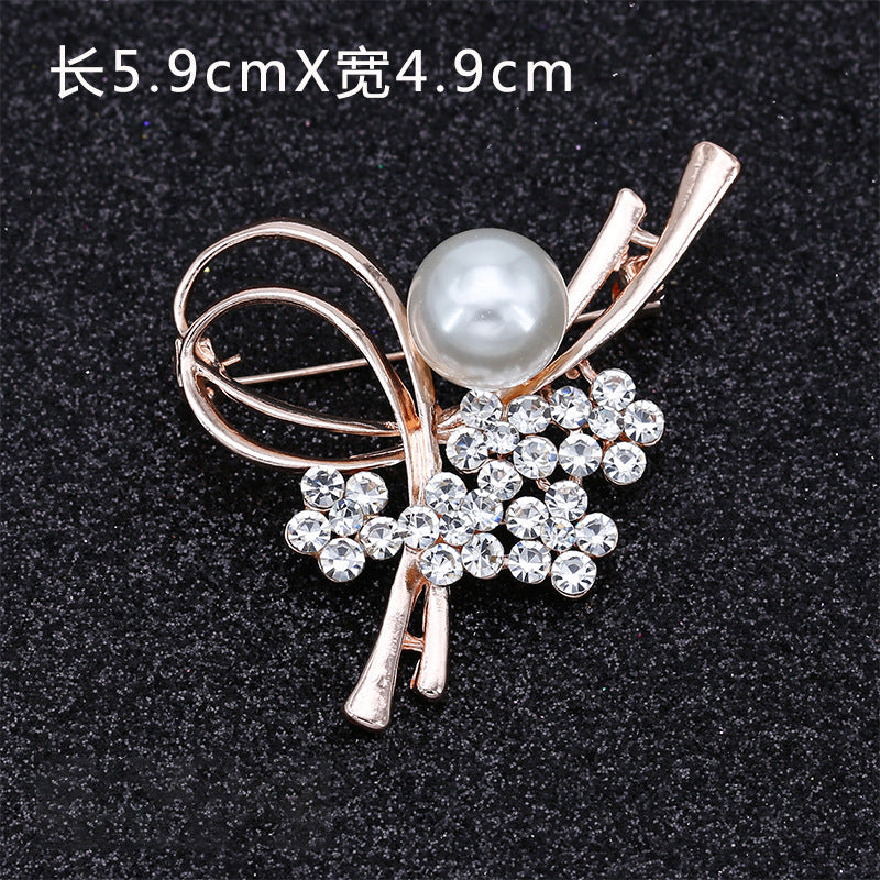 Created Crystal Brooch Fancy Vintage Style Flower Brooch Pin for Women, girls, ladies-200