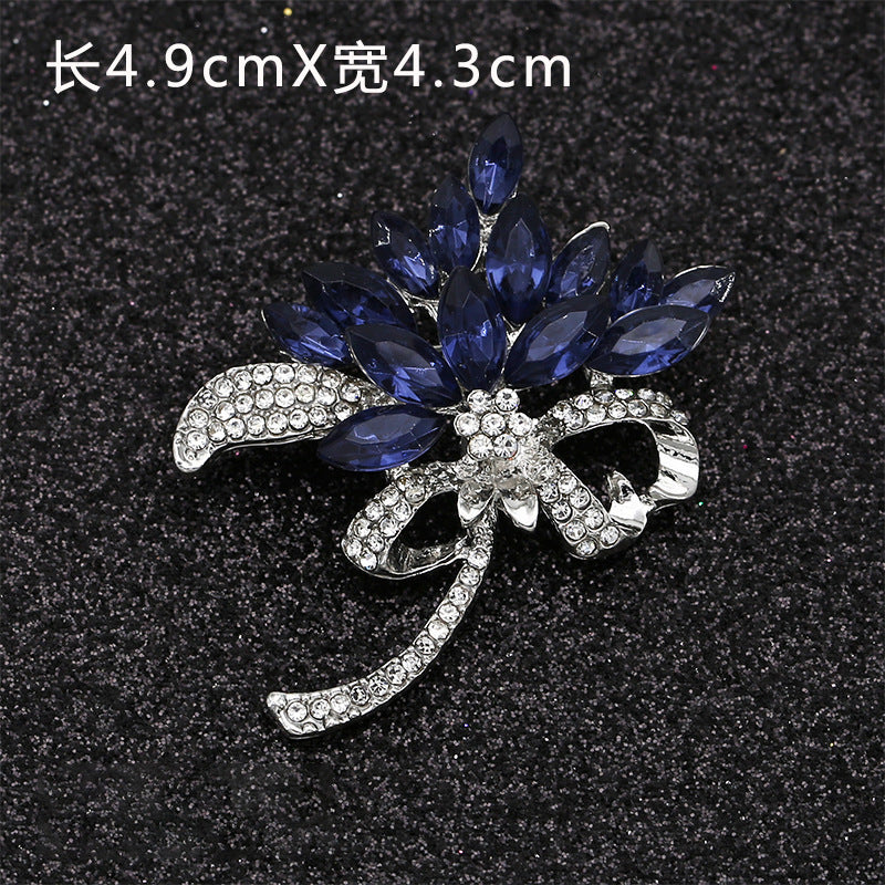 Created Crystal Brooch Fancy Vintage Style Flower Brooch Pin for Women, girls, ladies-200