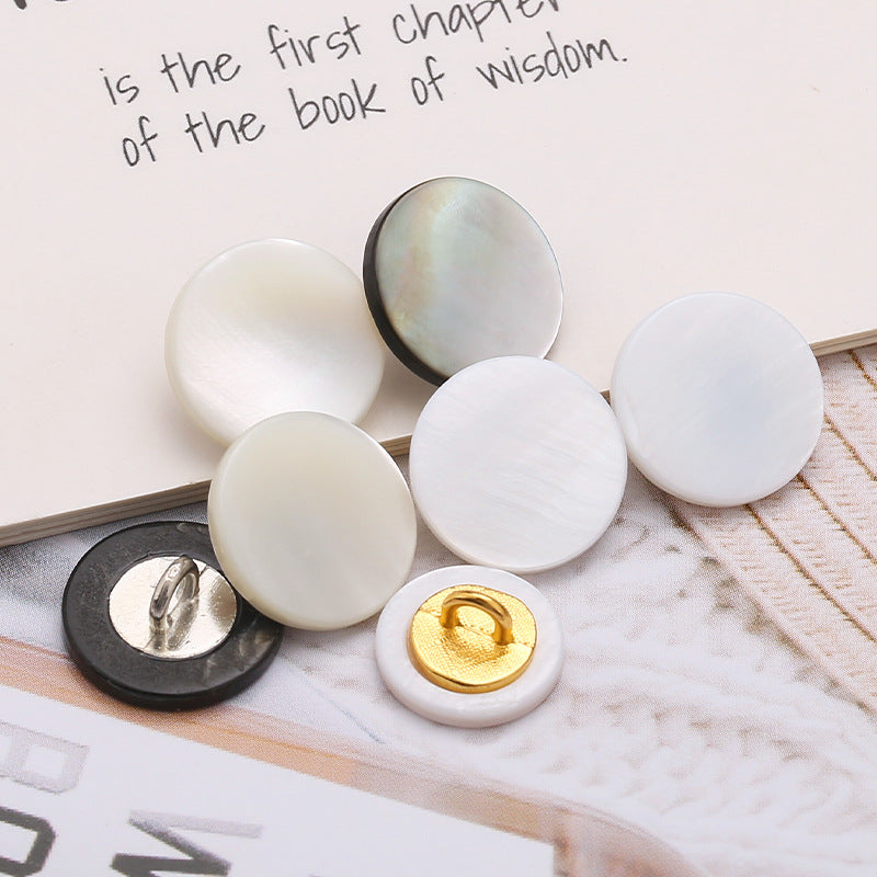 Wholesale Tarot Shell Black Disc Shell Hand-sewn Natural Shell Buttons For Cardigan Shirt Knitted Shirt-224