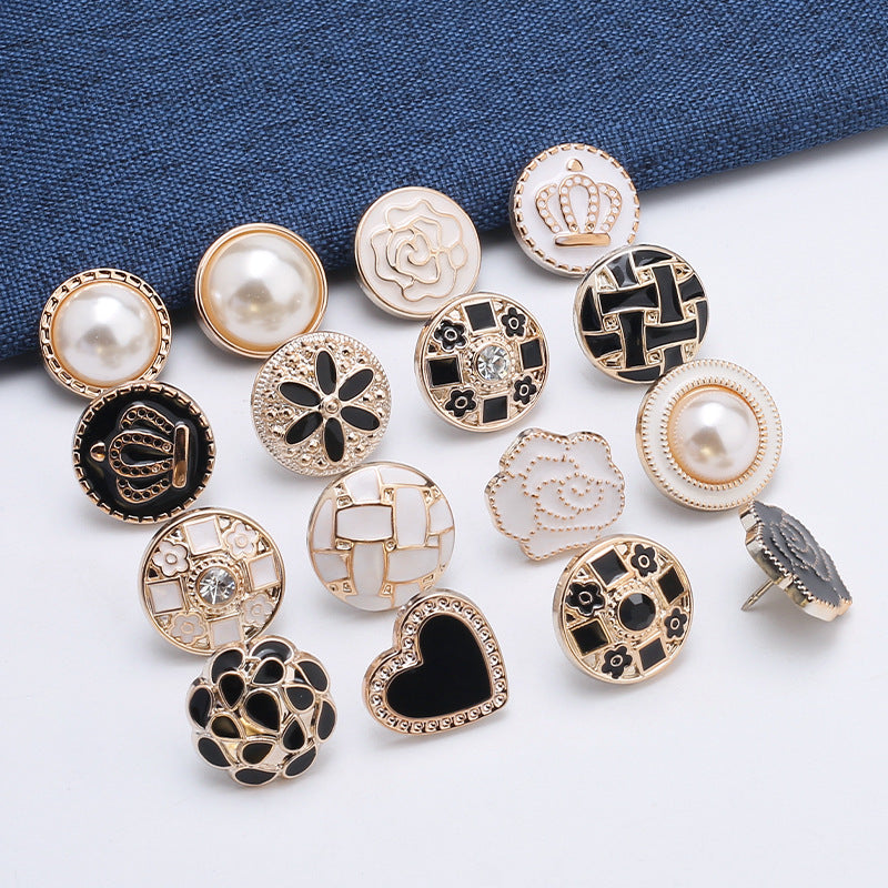Excellent quality fancy gold flower metal sewing button for garment -225