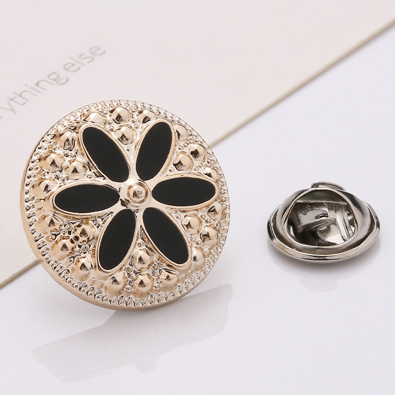 Excellent quality fancy gold flower metal sewing button for garment -225