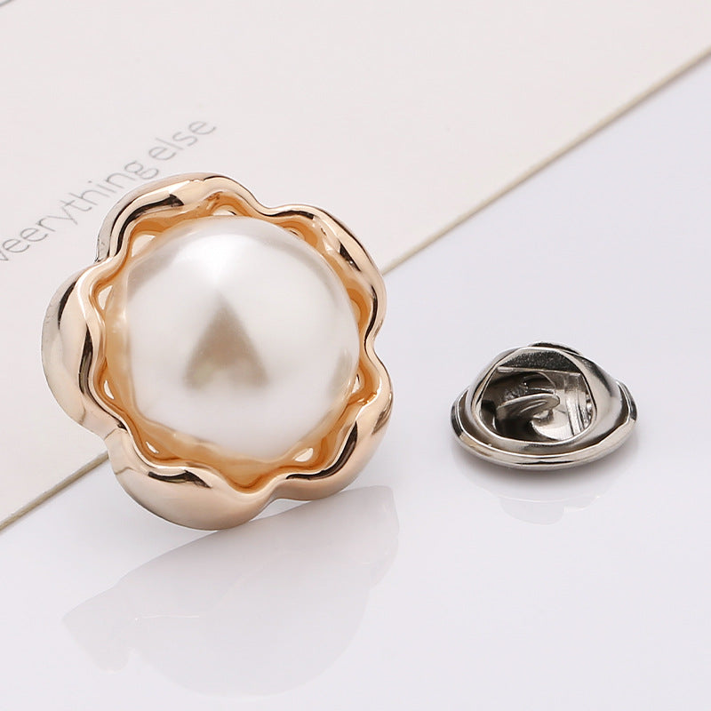 Excellent quality fancy gold flower metal sewing button for garment -225