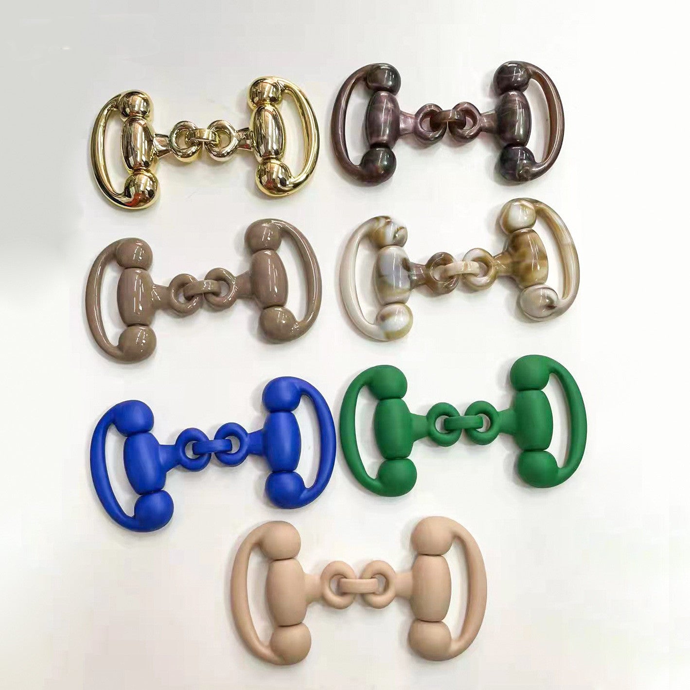 Acrylic linking chain rings necklace chain lanyard with Shockproof Phone Case for Phone