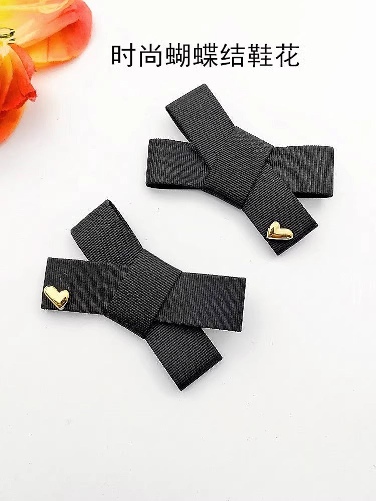 Wholesale Low Price Women's Shoes slippers Clogs Beach Sandals New Charms Decoration Accessories PVC Shoes Flower for slippers-156
