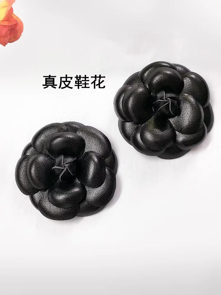 PU Leather Camellia Flower Brooch Pin Lapel Pins Badge Hair Clip Jewelry Gift for Women Clothing Backpack Hat Decoration-25