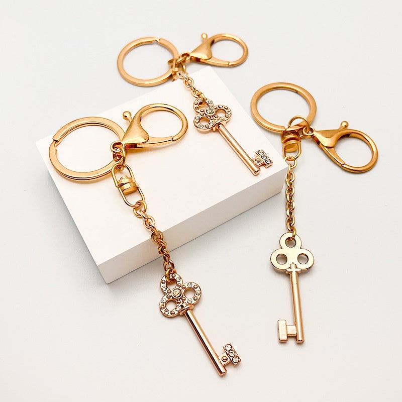 Amazon Europe America pendant decoration high-grade mental key bag car keychain-30
