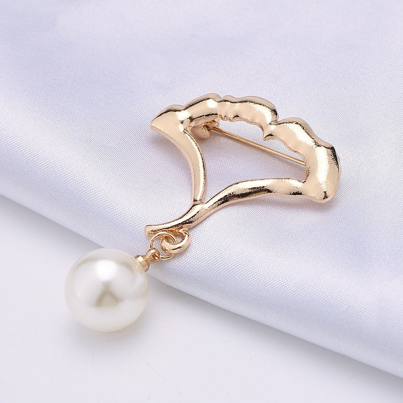 Butterfly Pearl Anti-Exposure Brooch High-Quality No-Sew Shirt Button-308