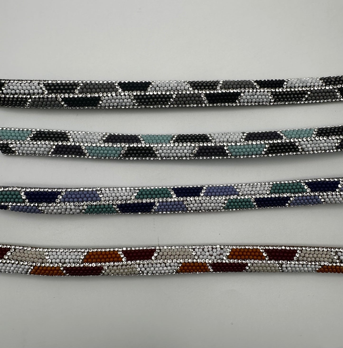 New style rhinestone upper with hand nailed glass and diamond sandal surface decorated with diamond shoe material-34