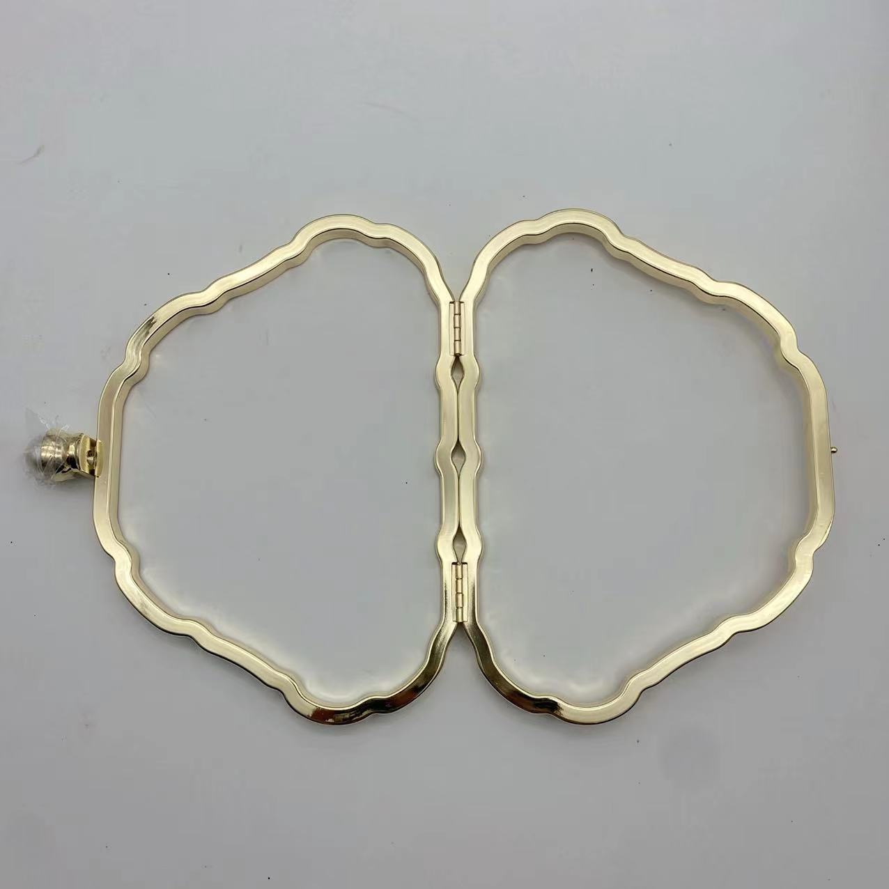 Kiss Lock Frame for Bags with Plastic Cover-51