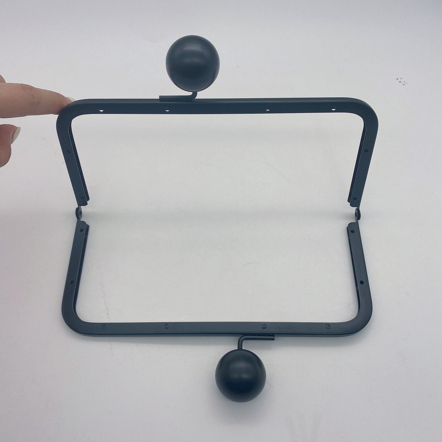 Factory Direct Cheap Price 15.5*6.5cm Round bead silver diy wallet frame-89