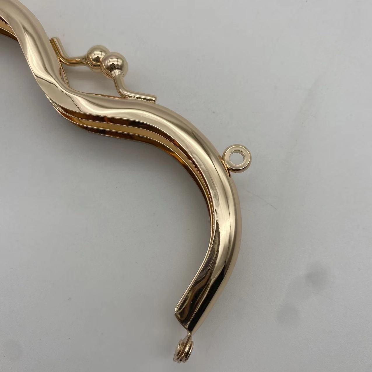 Nickel Double-curved Purse Frame for Glasses Box-48
