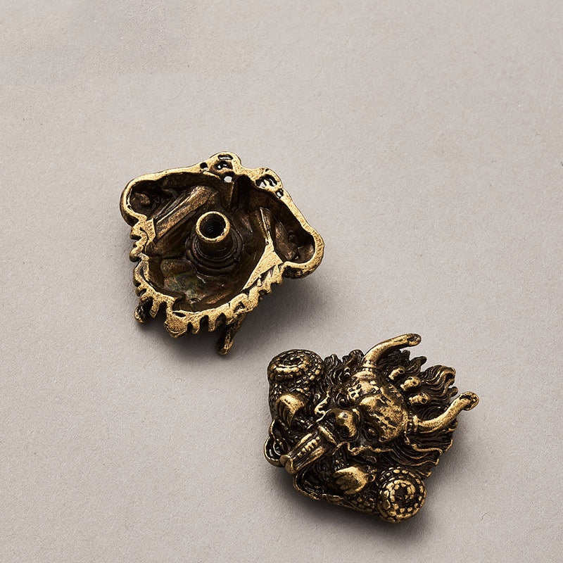 CLOXY Solid Brass Conchos for Leather Craft Animal Head Decorative Screw Back Conchos for Wallet-63