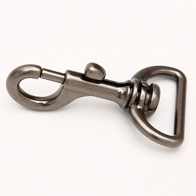 High-Quality Sil65ver Swivel Snap Hook with Triangular Base for Bags and Keychains-65