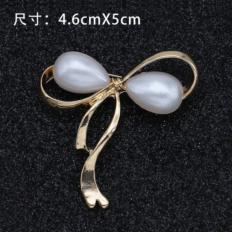 Japanese and Korean fashion anti-slip pearl brooch alloy rhinestone butterfly pin collar accessories wholesale-67
