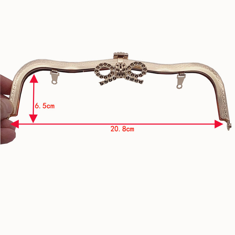 High Quality 17*7.5cm Metal Purse Frame Open Channel Clutch Purse Frame Wallet Clasp Leather Handle for Bags-108