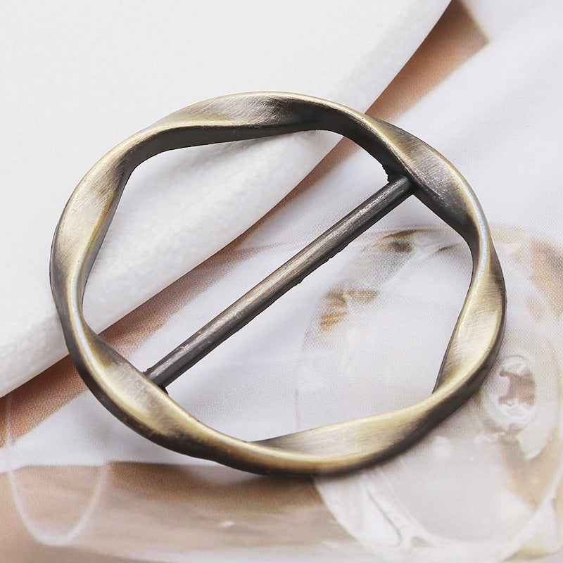 Hot Selling Simple Fashion Round Metal Silk Scarf Buckle Women Adjustment T-shirt with Knot Buckle-84