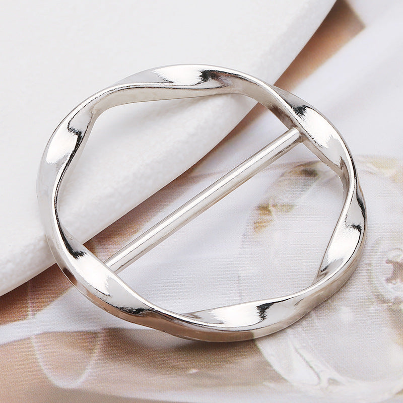 Hot Selling Simple Fashion Round Metal Silk Scarf Buckle Women Adjustment T-shirt with Knot Buckle-84