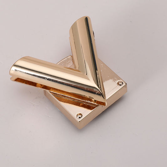New Arrival Light Gold Triangle Bag Parts Accessories Metal Push Lock For Purse-92